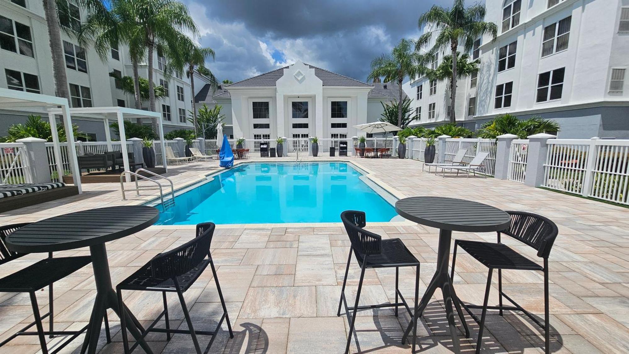 Montreal Suites Orlando Exteriör bild