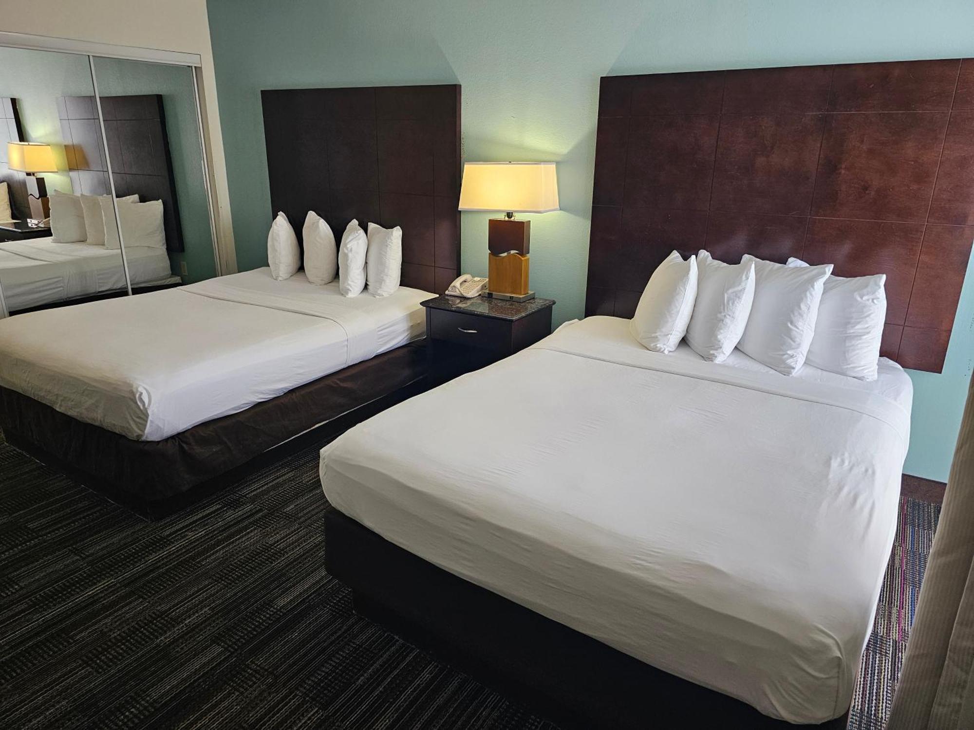 Montreal Suites Orlando Exteriör bild